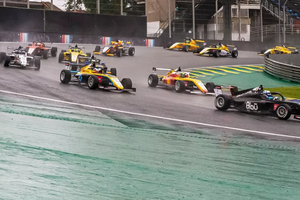 F4 Brasil