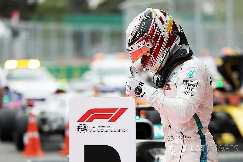 Ganador de la carrera Lewis Hamilton, Mercedes AMG F1