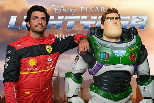 Sainz y Leclerc har&aacute;n un cameo en la pel&iacute;cula Lightyear de Disney