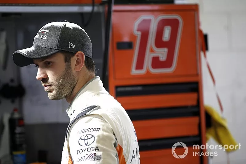 Daniel Suarez, Joe Gibbs Racing, Toyota Camry ARRIS