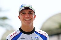 Hadjar se le animaría al Red Bull pese a los problemas de Lawson