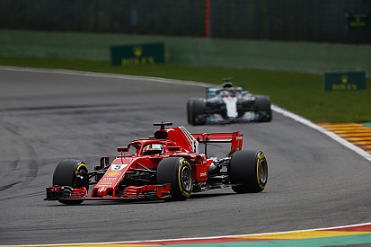 Хемілтон: Mercedes має скопіювати «трюки» Ferrari