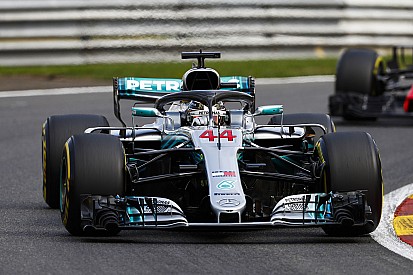 Hamilton: Ferrari ve Mercedes benzer seviyede güncelleme getiriyor