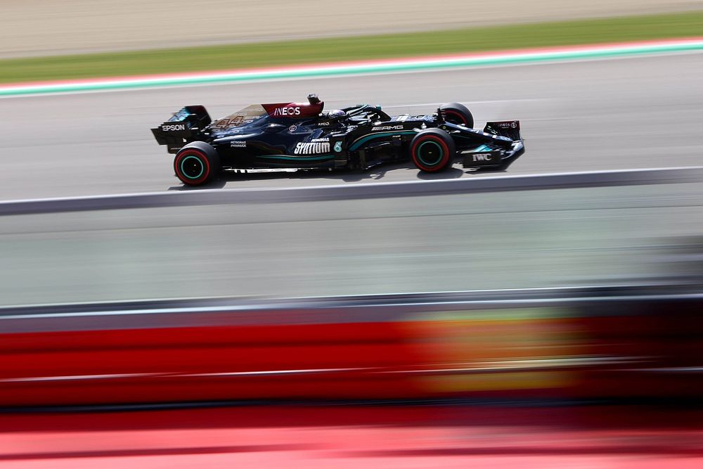 Lewis Hamilton, Mercedes W12