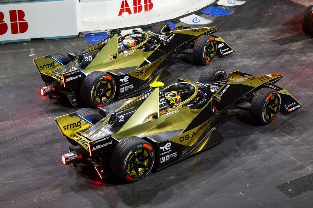 Jean-Eric Vergne, DS Penske, DS E-Tense FE23, Stoffel Vandoorne, DS Penske, DS E-Tense FE23  