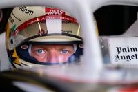 Magnussen dejar&aacute; Haas tras la temporada 2024 y Ocon se acerca para 2025
