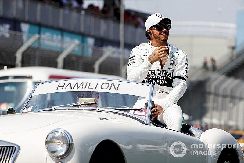 Lewis Hamilton, Mercedes AMG F1, in the drivers parade