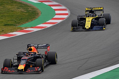 Ricciardo ontkent: "Ik ben niet weggelopen voor Verstappen"