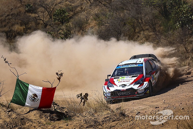 Messico, PS12: Latvala e Ogier alla pari. La Yaris di Meeke è danneggiata