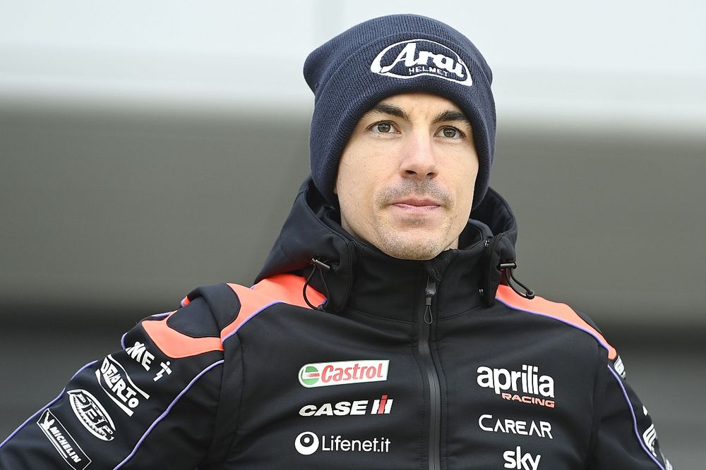 Maverick Vi&ntilde;ales, Aprilia Racing Team