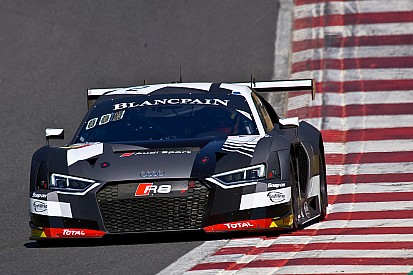 Nurburgring, Libere 1: Dries Vanthoor e l'Audi subito in cima alla lista dei tempi