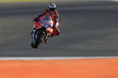 Lorenzo: Ducati, 2018 çalışmalarında rakiplerine göre 'geç kaldı'