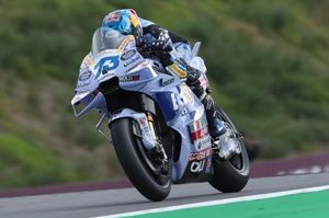 初日最速マルケス弟「僕が基準になってるかは分からないけど、調子は良い」年間2位確定で気負いも無く