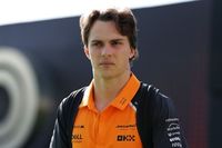 F1: Piastri ri de 'teorias da conspiração' contra ele na McLaren