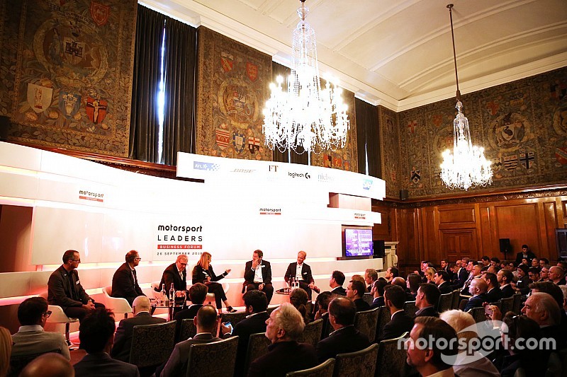 Los líderes del automovilismo abordan su futuro en Londres