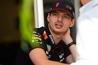 F1: Doença estomacal faz Verstappen atrasar viagem e perder dia de mídia na Arábia Saudita