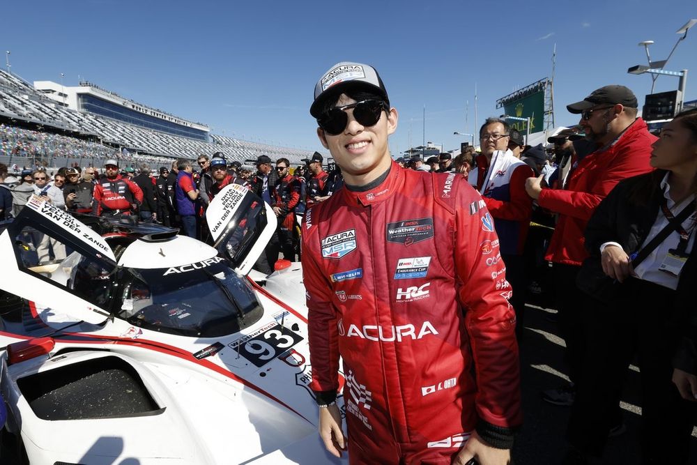 #93 Acura Meyer Shank Racing w/Curb Agajanian Acura ARX-06: Kaku Ohta