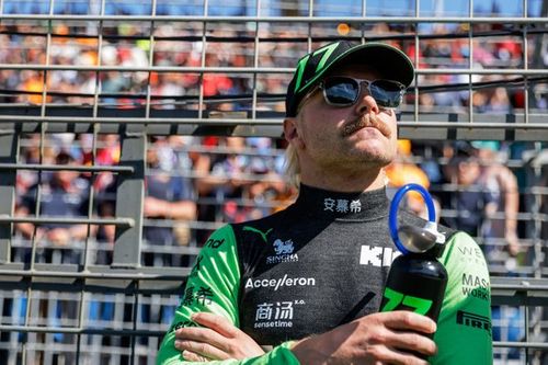 Bottas zaczyna rozmowy