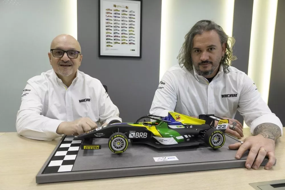 Eduardo Brunoro e Caio Neumann chegam para unir for&ccedil;as na Vicar