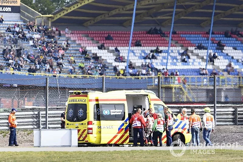Jorge Lorenzo, Repsol Honda Team entre dans l'ambulance