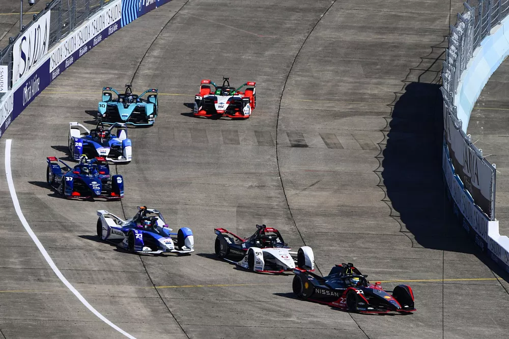 Oliver Rowland, Nissan e.Dams, Nissan IMO3, Pascal Wehrlein, Porsche, Porsche 99X Electric, Jake Dennis, BMW i Andretti Motorsport, BMW iFE.21, Nick Cassidy, Envision Virgin Racing, Audi e-tron FE07