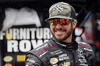 Furniture Row domina en la primera de Richmond