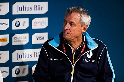 Parola di Driot: “La Renault deve tornare a vincere...”