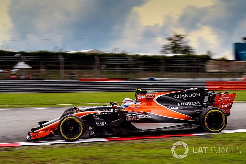 Magnussen: Sürüşüm hakkında sadece Hulkenberg konuştu