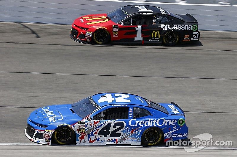 Kyle Larson, Chip Ganassi Racing, Chevrolet Camaro Credit One Bank and Jamie McMurray, Chip Ganassi Racing, Chevrolet Camaro McDonald's/Cessna