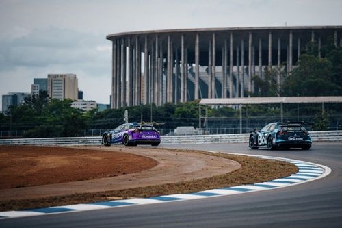 Stock Car: Felipe Fraga lidera o TL2 em Brasília, à frente de Enzo Elias