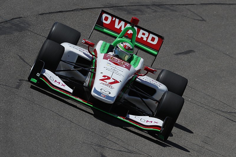 O’Ward gana de punta a punta en Iowa