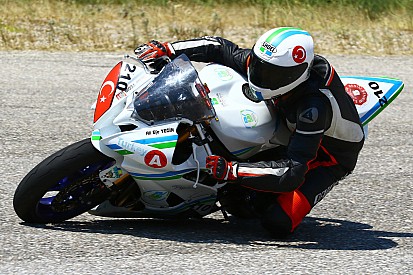 Ali Efe Yeğin Superstock 1000'de yarışacak!
