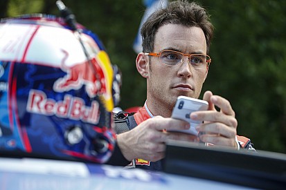 Neuville y Ogier sufren averías que les dejan fuera de la lucha por el rally
