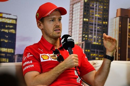 Vettel explica el "mayor cambio" para Hamilton con Ferrari F1