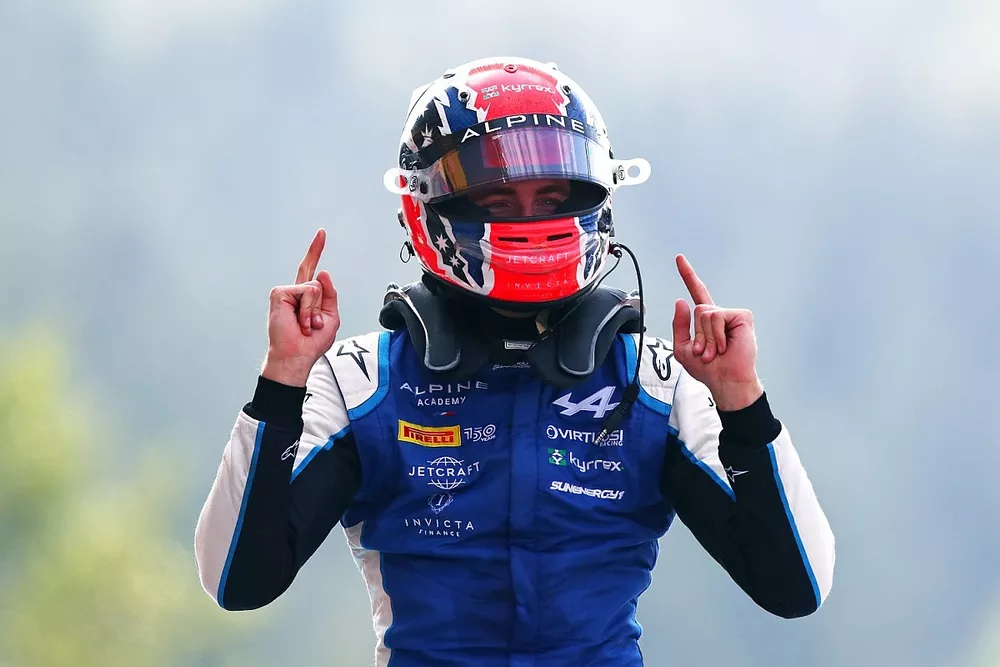 Le vainqueur Jack Doohan, Virtuosi Racing