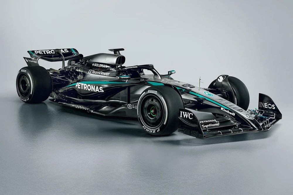 Mercedes F1 W16