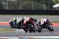 Petrucci: "Es dif&iacute;cil luchar con pilotos que han ganado carreras y mundiales"