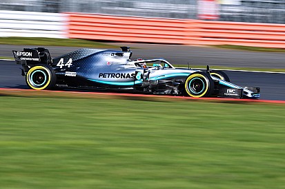 Hamilton: Una “gran primera cita” con el Mercedes W10