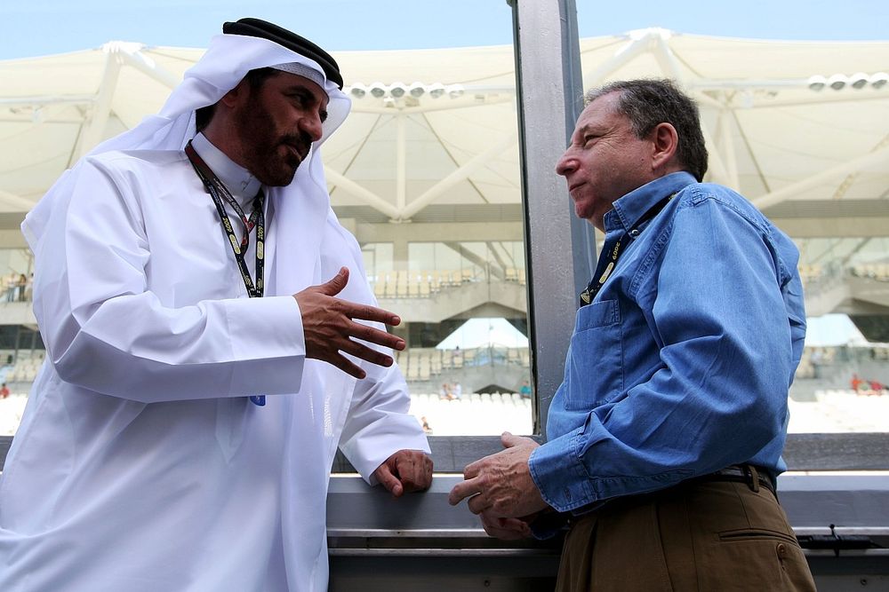 (L to R): Mohammed Bin Sulayem (UAE) with Jean Todt (FRA) FIA President.
Formula One World Championship, Rd 17, Abu Dhabi Grand Prix, Qualifying Day, Yas Marina Circuit, Abu Dhabi, UAE, Saturday 31 October 2009.
