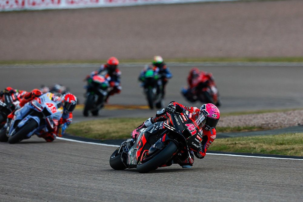 Aleix Espargar&oacute;, Aprilia Racing