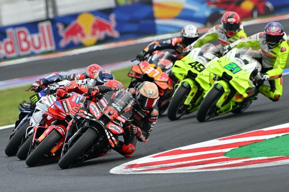 Marco Bezzecchi, Aprilia Racing, Marc Marquez, Ducati Team
