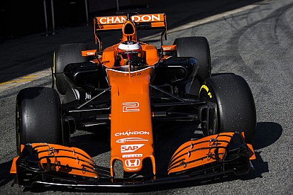 McLaren, 2018 aracını Barcelona testlerinden önce piste çıkaracak