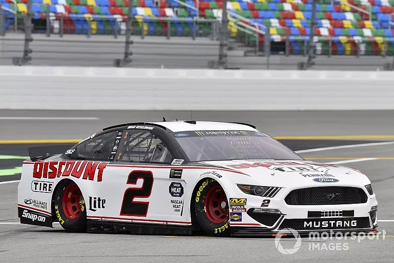  Brad Keselowski, Team Penske, Ford Mustang Discount Tire
