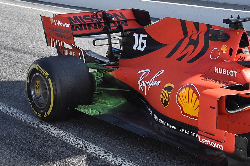 A Ferrari uszonyokkal tűzdelte az SF90 padlólemezét