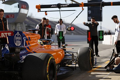 Алонсо розповів, як допоміг McLaren на тестах у Барселоні