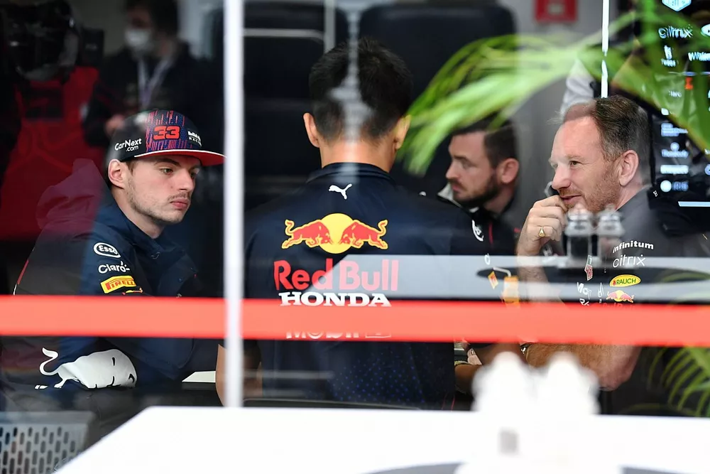 Max Verstappen, Red Bull Racing, and Christian Horner, Team Principal, Red Bull Racing