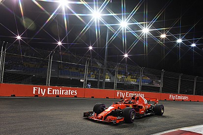 Räikkönen nyerte a második edzést a Szingapúri Nagydíjon Hamilton előtt: Vettel újabb hibája