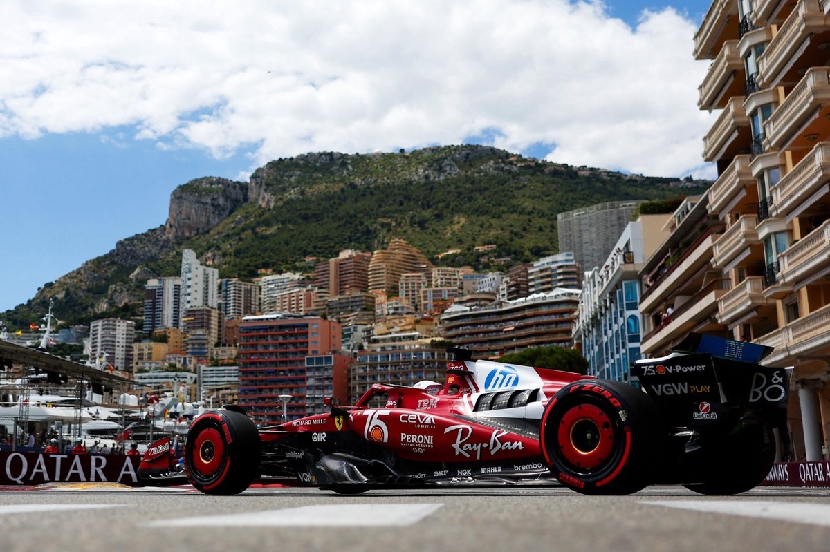 地元2連勝狙うルクレールが初日最速！ 角田裕毅はフェルスタッペンから