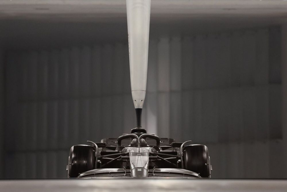 T&uacute;nel de Viento, Aston Martin