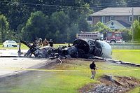 Dale Earnhardt Jr. sobrevive a un accidente a&eacute;reo